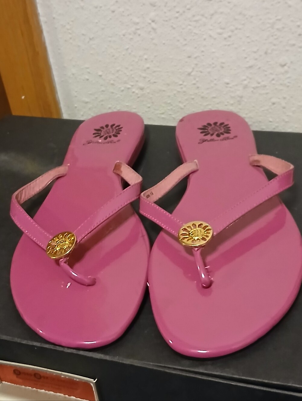 Yellow Box Pink Patent Flip Flop Sandals - Size 7.5